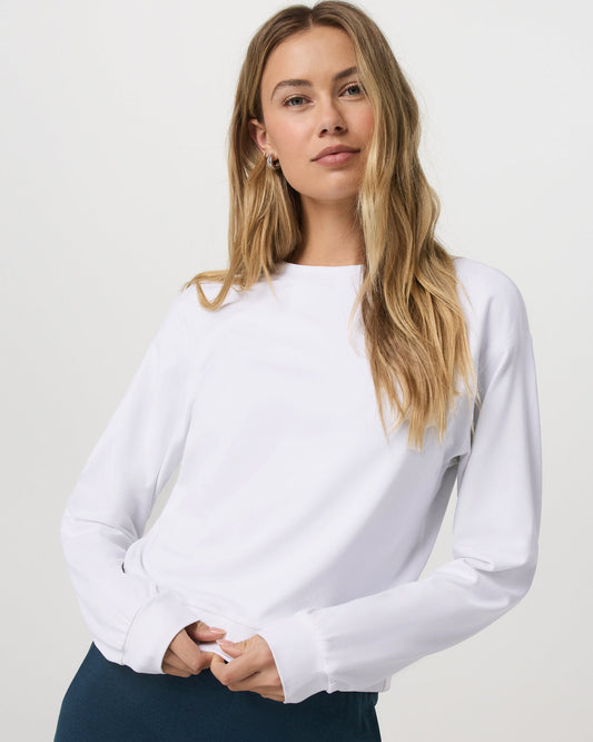 Halo Modern Crew Women's White Lounge Sweatshirt | Vuori for sale