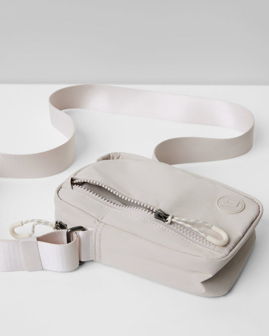 All Around Crossbody Ecru Bag | Vuori shop