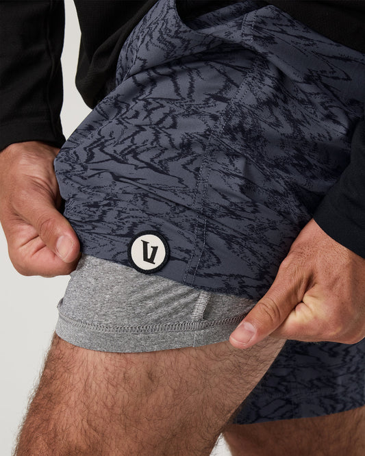 Kore Short Lined 7" Men's Moonlight Sand Shorts | Vuori shop
