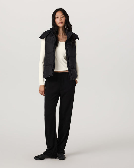 Alta Down Vest Women's Black Sleeveless Vest | Vuori onsale