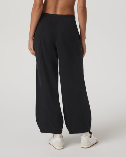 Sedona Barrel Sweatpant Women's Black Relaxed Fit Pants | Vuori online