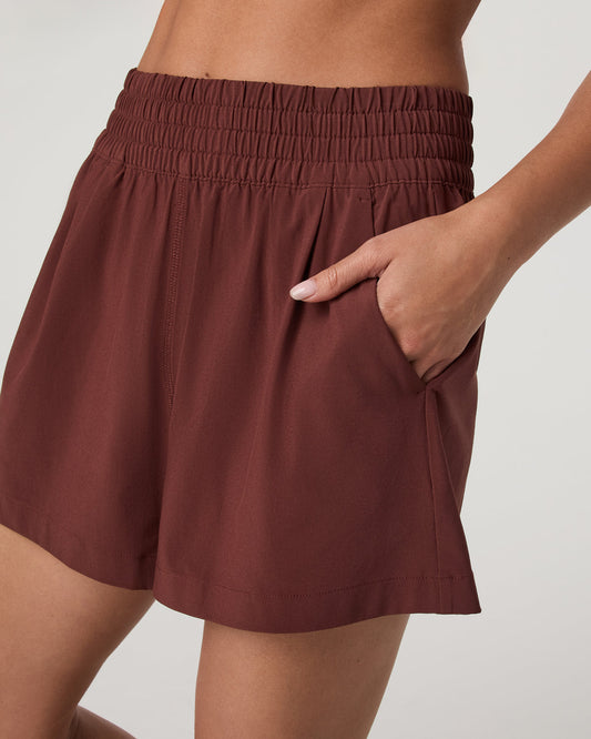 Villa Short Women's Burnt Sienna Contemporary Shorts | Vuori sale