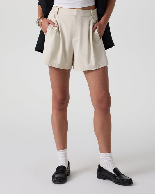 Villa Trouser Shorts Women's Mushroom Pleated Shorts | Vuori shop