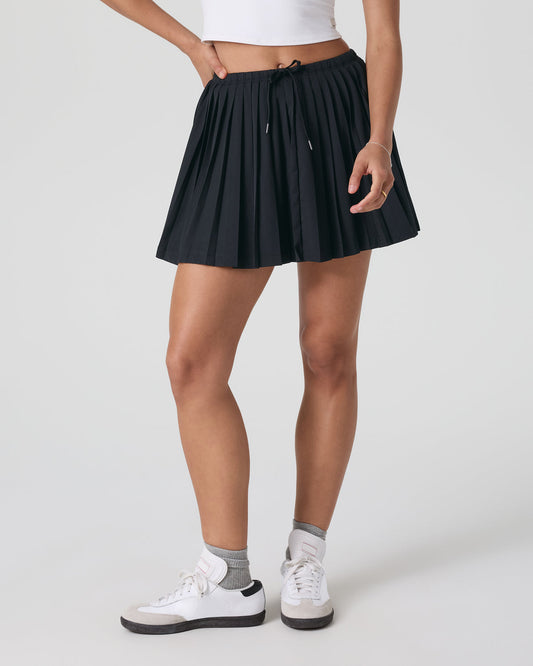 Clementine Pleated Skirt 15" Black | Vuori onsale
