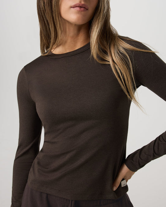 Long Sleeve Halo Essential Crew Tee Dark Java Heather | Vuori onsale