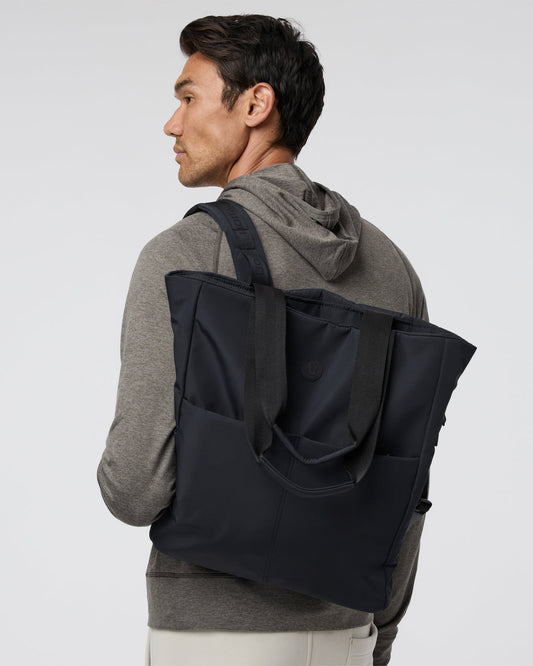 V1 Convertible Tote Bag 2.0 Black | Vuori outlet