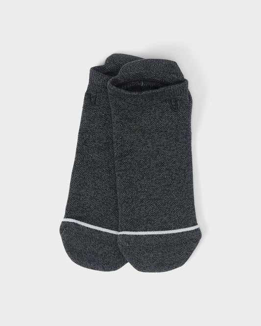 V1 Tab Sock 2.0 Classic Tab Style Charcoal Heather Socks | Vuori shop