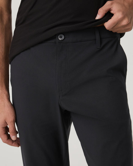 Meta Trouser Classic Fit 34" Men's Black Tailored Pants | Vuori online