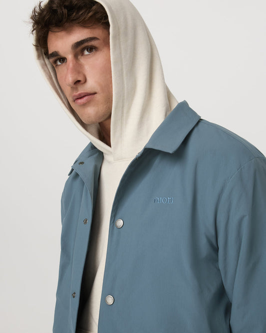 V1 Coach Jacket Men's Blue Sea Jacket | Vuori sale