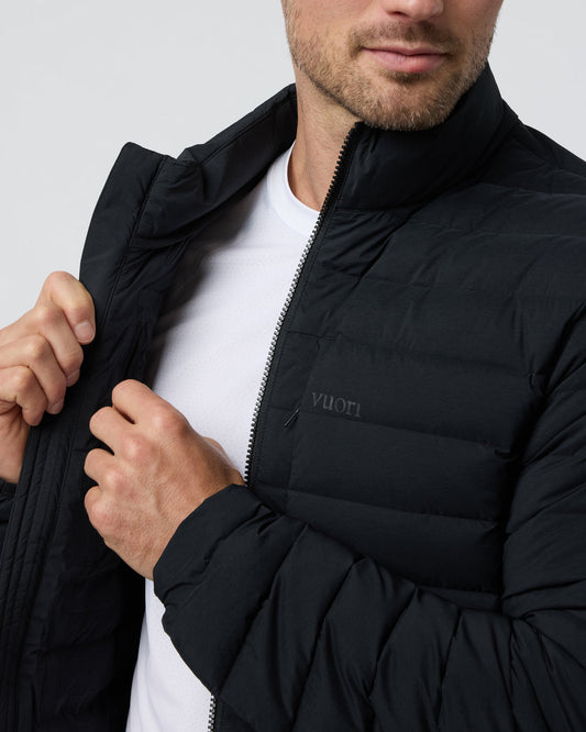 Steadfast Insulated Full Zip Jacket Black | Vuori shop