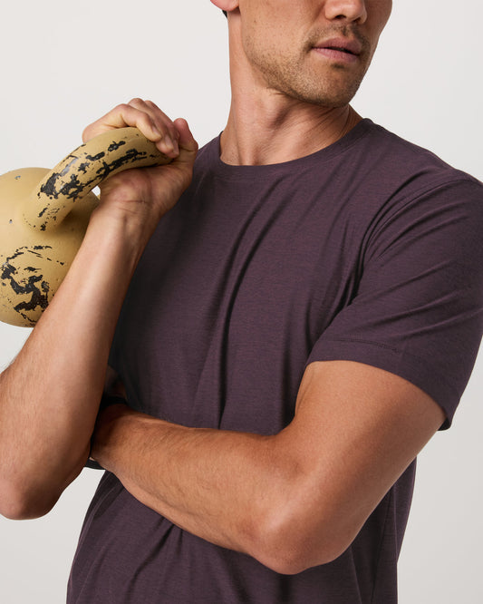 Strato Tech Tee Men's Raisin Heather Performance Shirt | Vuori outlet