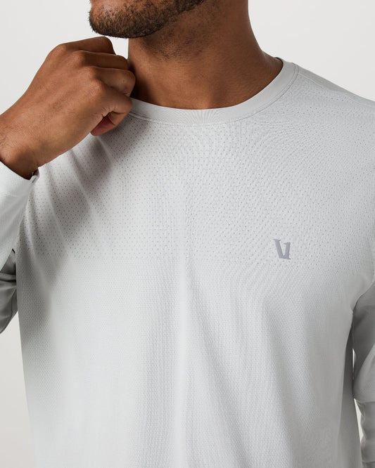 Men's Long Sleeve Clearview Seamless Tee Frost Grey Shirt | Vuori onsale