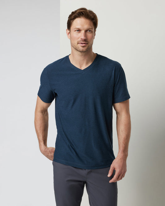 Strato Tech V-Neck Men's Navy Workout Shirt | Vuori for sale