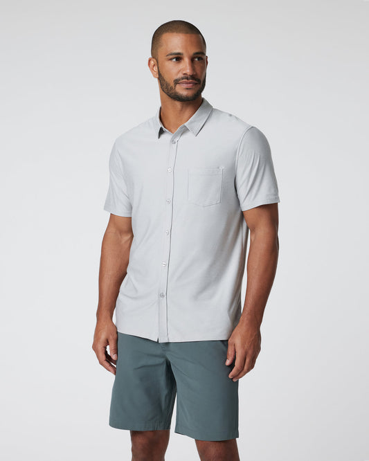 Short Sleeve Strato Button Down Men's Platinum Shirt | Vuori outlet