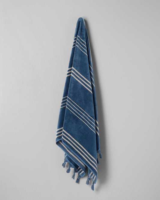 Fringe Beach Towel Versatile Towel - Pond | Vuori sale